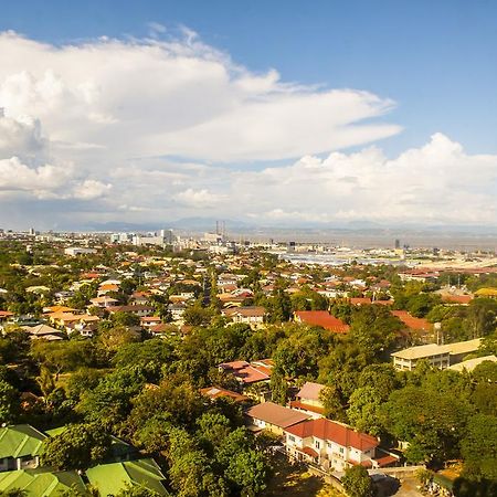 Titan Condo At Studio City Tower 1 Alabang Маніла Екстер'єр фото
